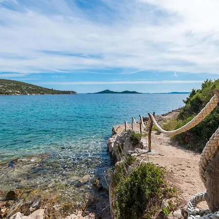 Casa de Férias House Island Harbour Pašman